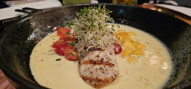 Perle Noire Oyster & Grill Bar (Holland Village) - Singapore