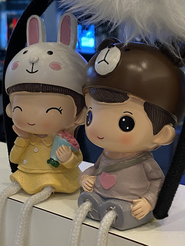 176 Orchard Rd, #01-105 The Centrepoint, Singapore 238843