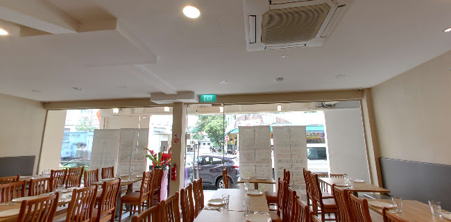 Opinii despre Spice Grill Restaurant în Singapore - Hospitality and gastronomy