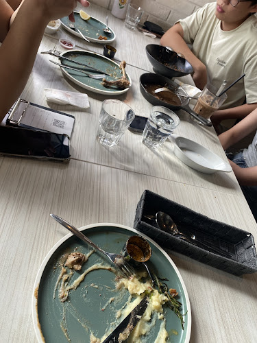 Opinii despre 5 Senses Bistro The Star Vista în Singapore - Hospitality and gastronomy