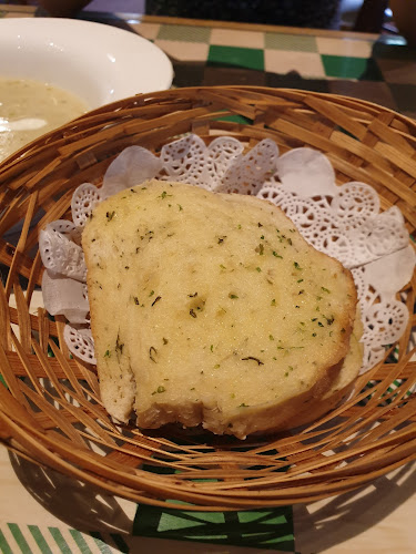 430 Lor 6 Toa Payoh, OrangeTee, Building, #01 01A, 319402