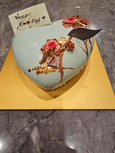 Pulse Patisserie - Hospitality and gastronomy