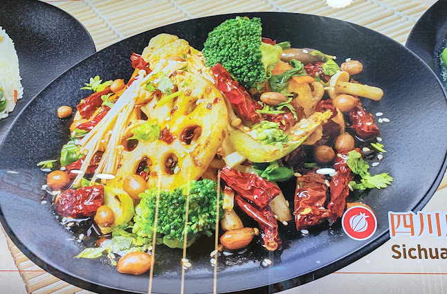 261 Serangoon Central Dr, #01-15 261, Singapore 550261