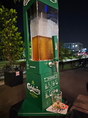 Comentarii opinii despre The Carpenters Bar