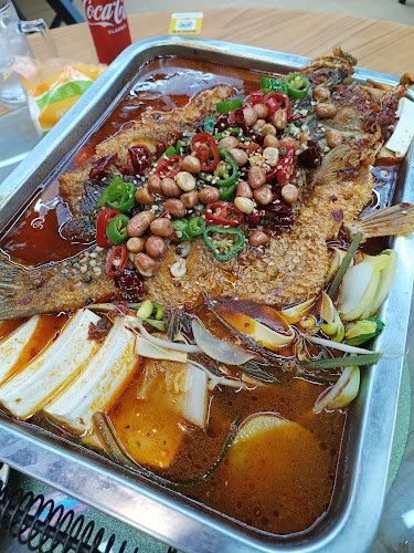 Opinii despre 金方圆饺子馆 Jin Fang Yuan Restaurant în Singapore - Hospitality and gastronomy