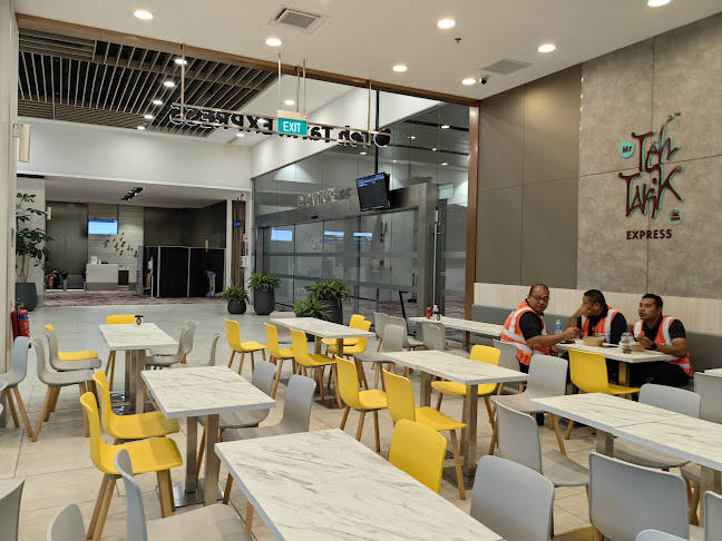 21 Seletar Aerospace Rd 1, #01-05 Seletar Airport, Singapore 797405