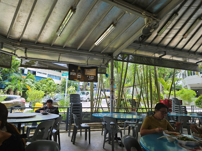 Happy Kampong Seafood - Singapore