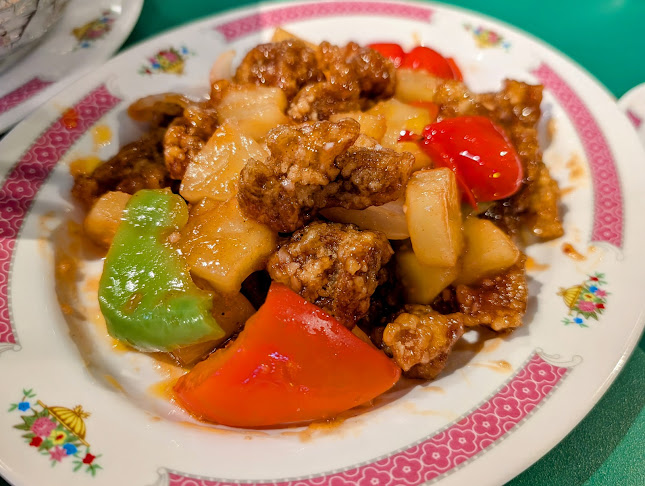 Hey Kee HK Seafood - Hospitality and gastronomy