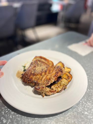 Comentarii opinii despre iSTEAKS @ Tampines 1