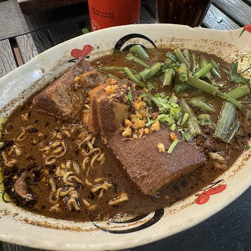 Warm Up Cafe @ The Star Vista - Singapore