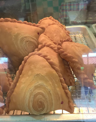 Comentarii opinii despre Nyonya Curry Puff Cafe