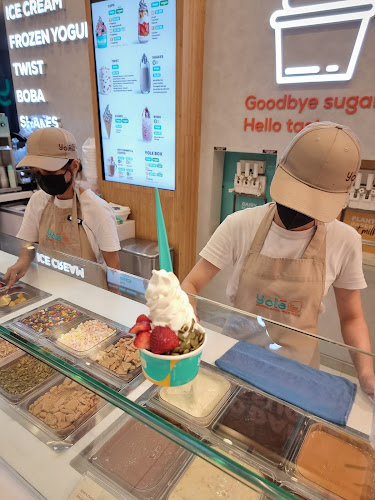 Opinii despre Yolé (Waterway Point) în Singapore - Hospitality and gastronomy