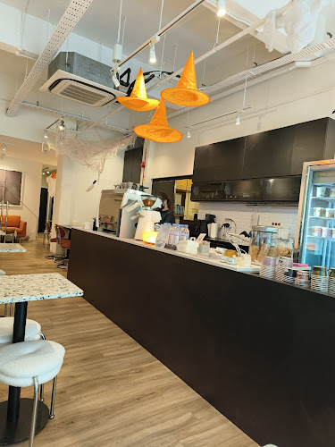 Opinii despre Sweet Cheeks (Potong Pasir) în Singapore - Hospitality and gastronomy