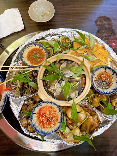 Vietsea II - Xom Nhau - Hospitality and gastronomy