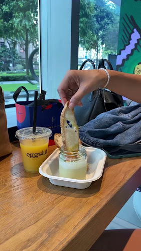 Eggslut Scotts Square - Hospitality and gastronomy