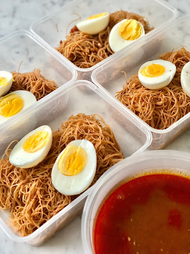 Mum's Ngoh Hiang Cafe - Hospitality and gastronomy