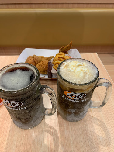 Opinii despre A&W Jewel Changi Airport în Singapore - Hospitality and gastronomy