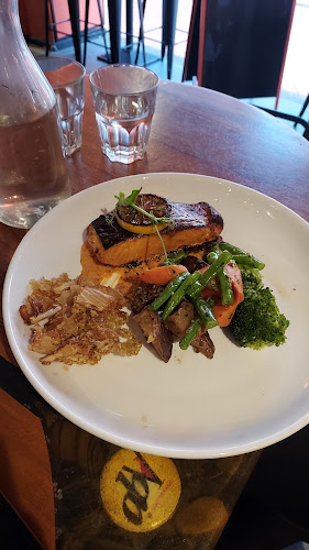 208 South Bridge Rd, Singapore 058757