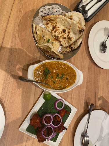 Comentarii opinii despre Pavilion Banana Leaf