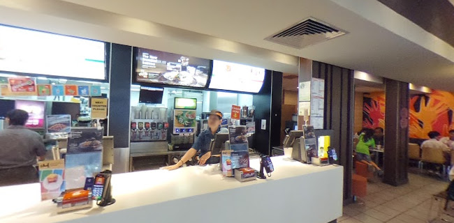 McDonald's Hougang Ave 8