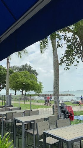 High Tide Bistro and Bar