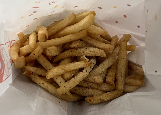 Opinii despre McDonald's Changi Airport Terminal 2 (T2) Transit Lounge în Singapore - Hospitality and gastronomy