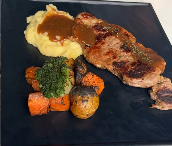 201 Victoria St, #07-04 Bugis Plus, Singapore 188067