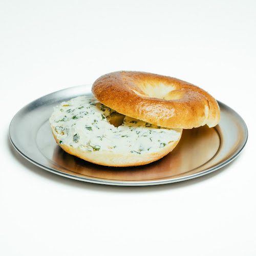 Comentarii opinii despre Two Men Bagel House Holland Village