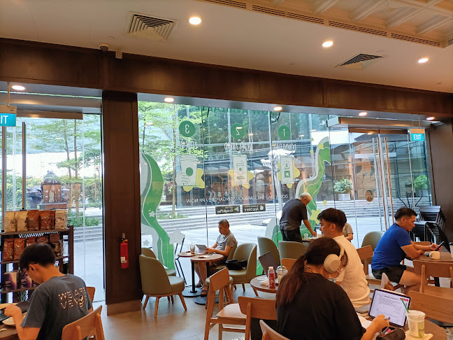 Starbucks Metropolis - Hospitality and gastronomy