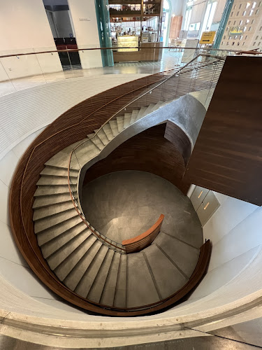 1 Empress Pl, #01-02, Singapore 179555