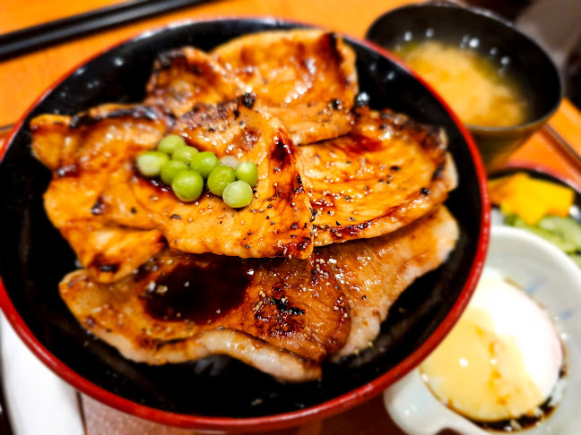 Comentarii opinii despre Butahage (Century Square)