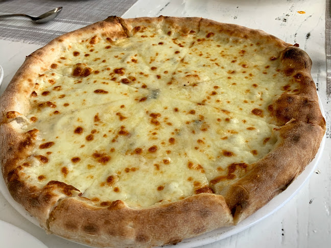 5 Greendale Ave, Singapore 289501