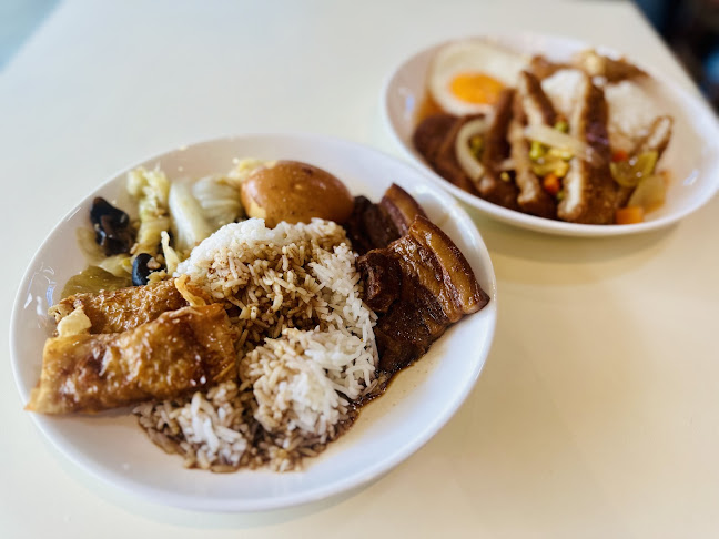 Comentarii opinii despre Mum's Ngoh Hiang Cafe