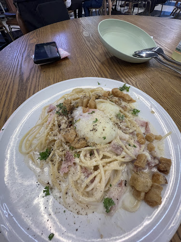 3752 Bukit Merah Central, Singapore 159848