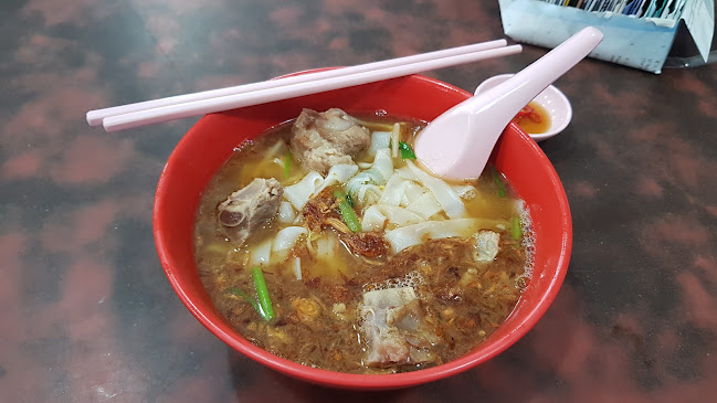 Geylang Prawn Noodle - Hospitality and gastronomy