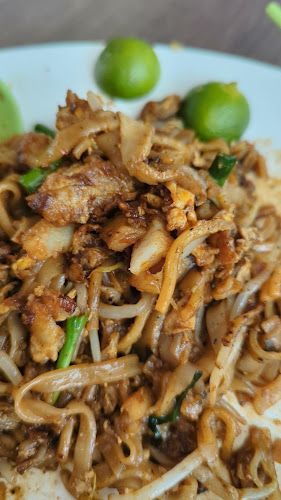 Day Night Fried Kway Teow 日夜炒粿条