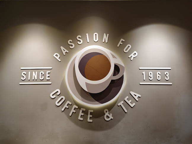 The Coffee Bean and Tea Leaf - Tampines Mart - Hospitality and gastronomy