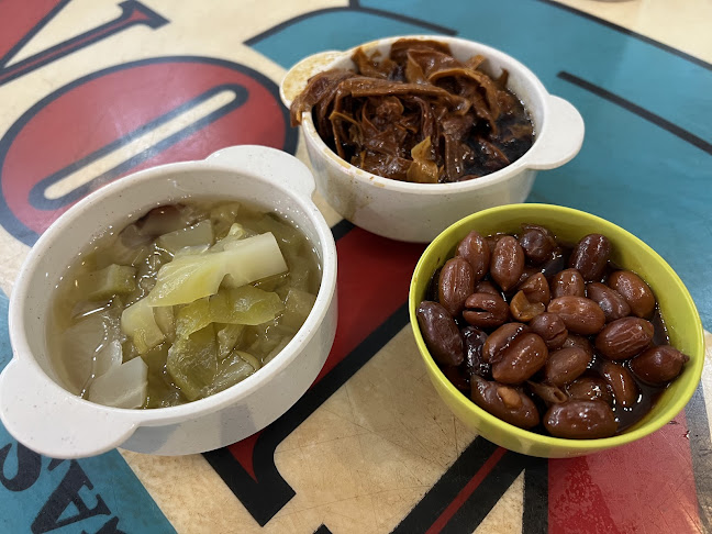 Comentarii opinii despre Hong Ji Herbs Bak Kut Teh 宏记