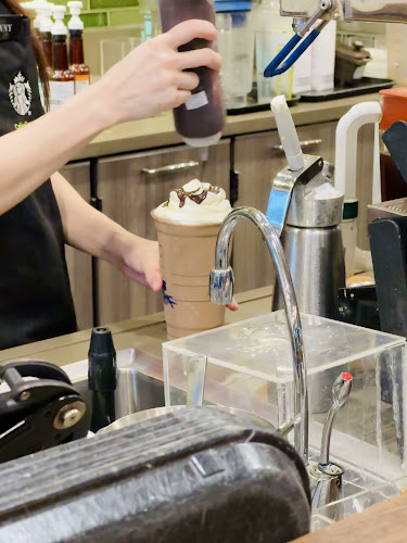 Starbucks Toa Payoh HDB Hub - Hospitality and gastronomy