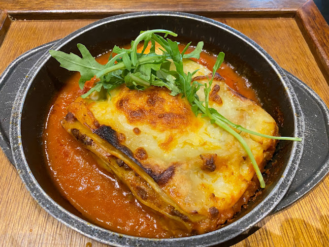 Comentarii opinii despre COLLIN’S @ PLQ Mall