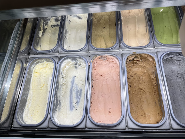 hay, gelato. - Hospitality and gastronomy