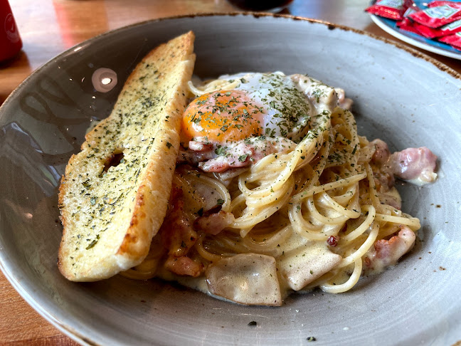 FoodBarn Alexandra - Hospitality and gastronomy