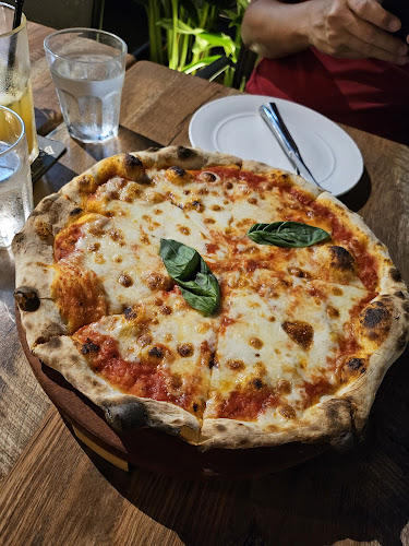 Comentarii opinii despre La Pizzaiola @ Bukit Timah