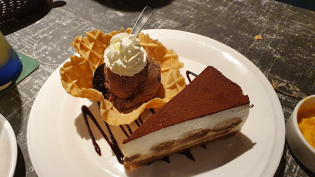 Opinii despre Devil's Kitchen în Singapore - Hospitality and gastronomy