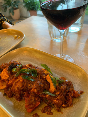 Podi & Poriyal - Hospitality and gastronomy