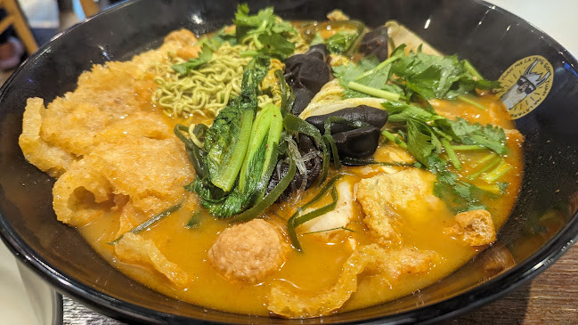 Opinii despre Gong Yuan Ma La Tang 宫源麻辣烫 (Heartland Mall Kovan) în Singapore - Hospitality and gastronomy