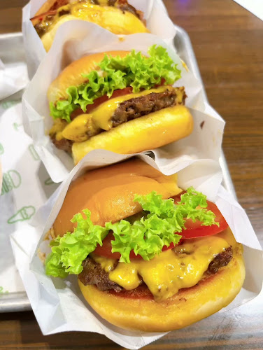 Opinii despre Shake Shack Jewel Changi în Singapore - Hospitality and gastronomy
