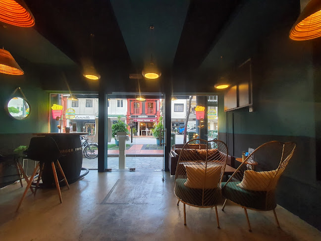 Burger & Steak Frites - Hospitality and gastronomy