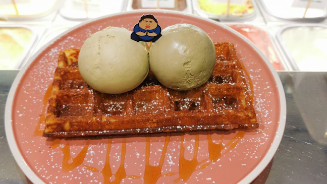 Fat Boss Waffles and Ice Cream - Singapore