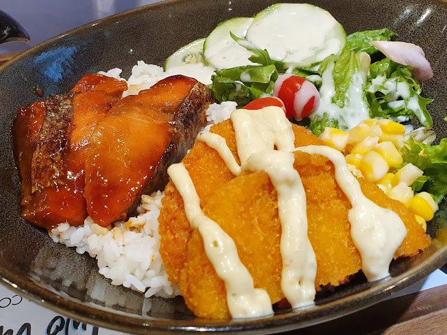 Comentarii opinii despre Yoshinoya - Loyang Point